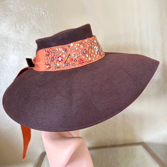 BEWITCHING 1940s\' VERY LARGE BRIM BROWN FELT HAT + ORANGE GROSGRAIN BAND/SEQUINS main image 6